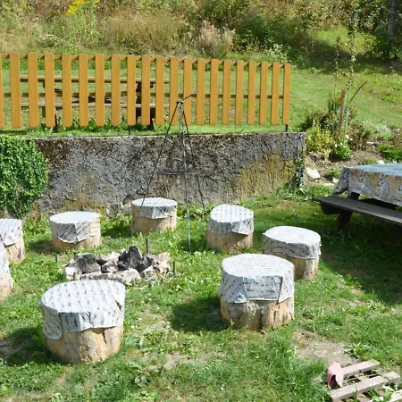 Luxury Near Area In *