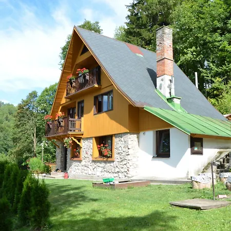 Family In Giant Mountains * Mrklov