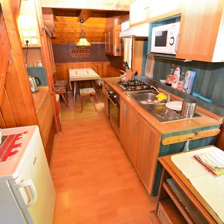 Family In Giant Mountains